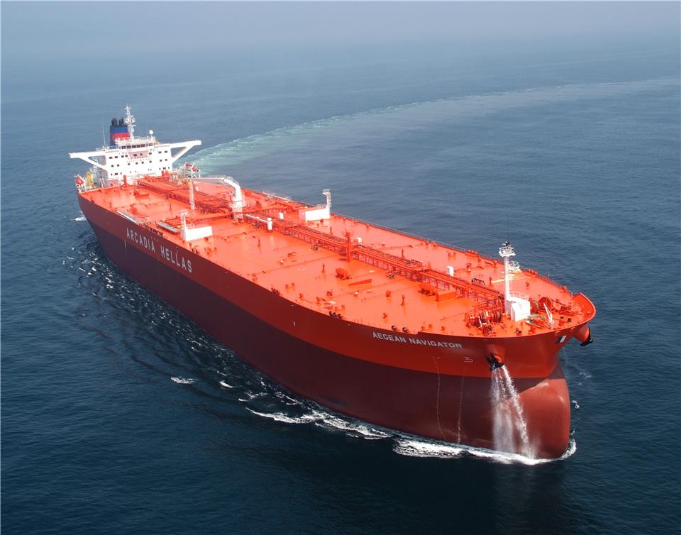 Танкер (tanker) - судно для транспортировки нефтепродуктов, сырой нефти, воды и других жидких грузов Aegean Navigator