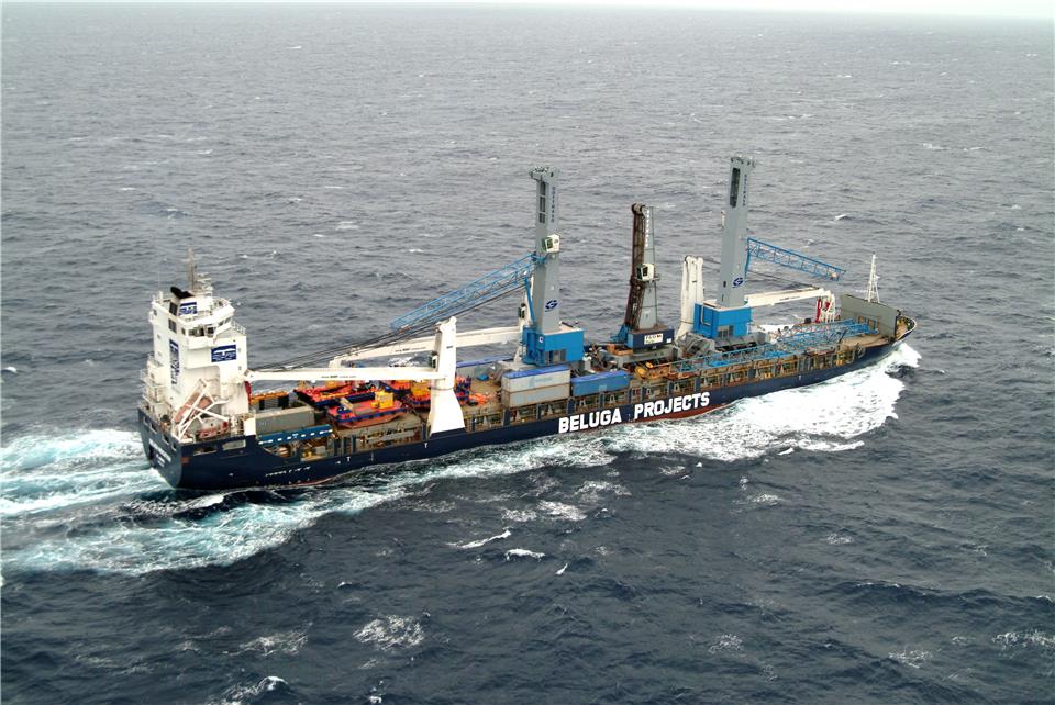 Универсальный сухогруз (universal cargo ship) для перевозки упакованных грузов, контейнеров, металлоконструкций и тяжеловесов Beluga Recognition