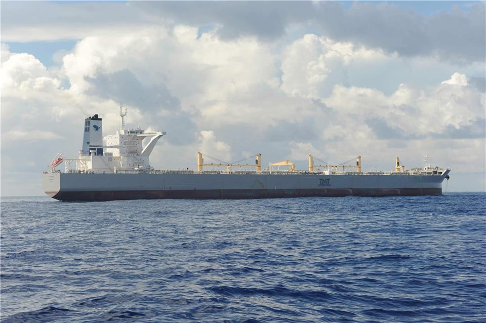 Нефтерудовоз типа ОО (Ore/Oil carier) - судно для одновременной транспортировки нефти и руды A Whale в Мексиканском заливе