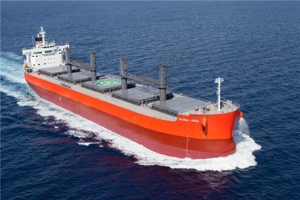 Балкер с разгрузочным оборудованием на борту (geared bulk carrier) Global Vega