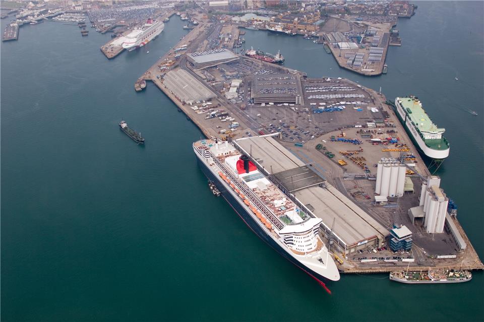 Пассажирский терминал в порту Southampton